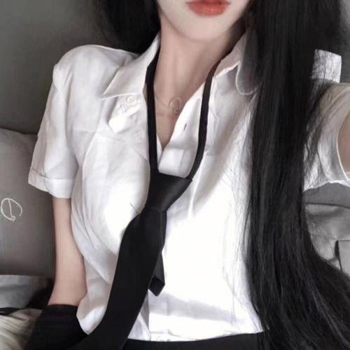 《荡母娇娃》